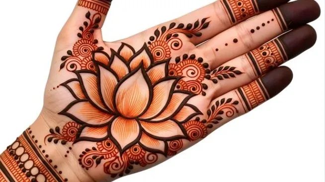 Flower Mehndi Design